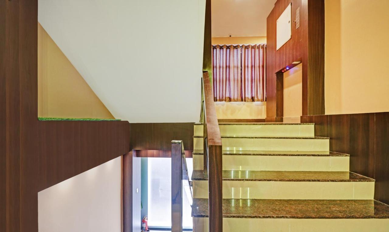 Itsy Hotels Sapphire Residency Manjeri Ngoại thất bức ảnh